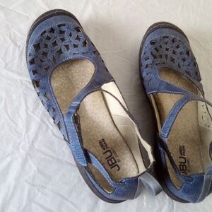JBU Elegant Blue Women's Sandals MEMORY FOAM SIZE 9.5